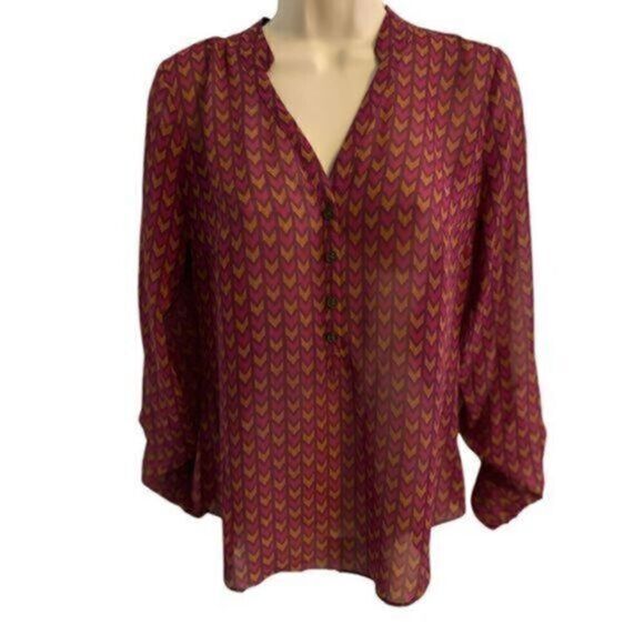 a.n.a Sheer V-Neck top. Size XS. - Picture 1 of 5